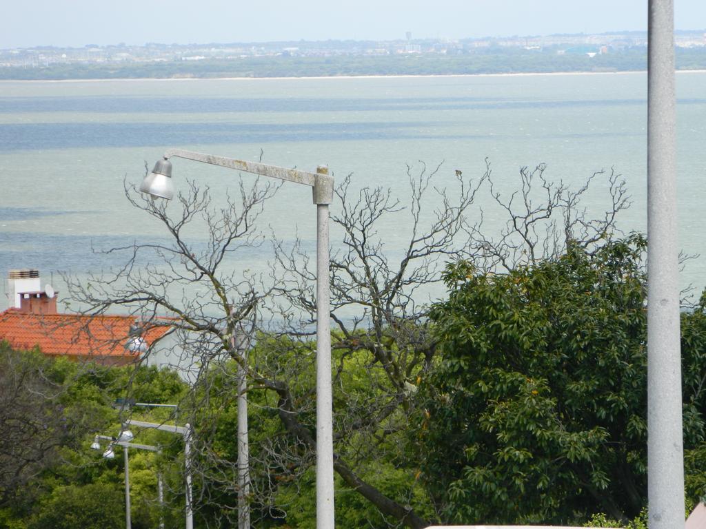 Feel Alfama Apartment Lisbon Exterior photo